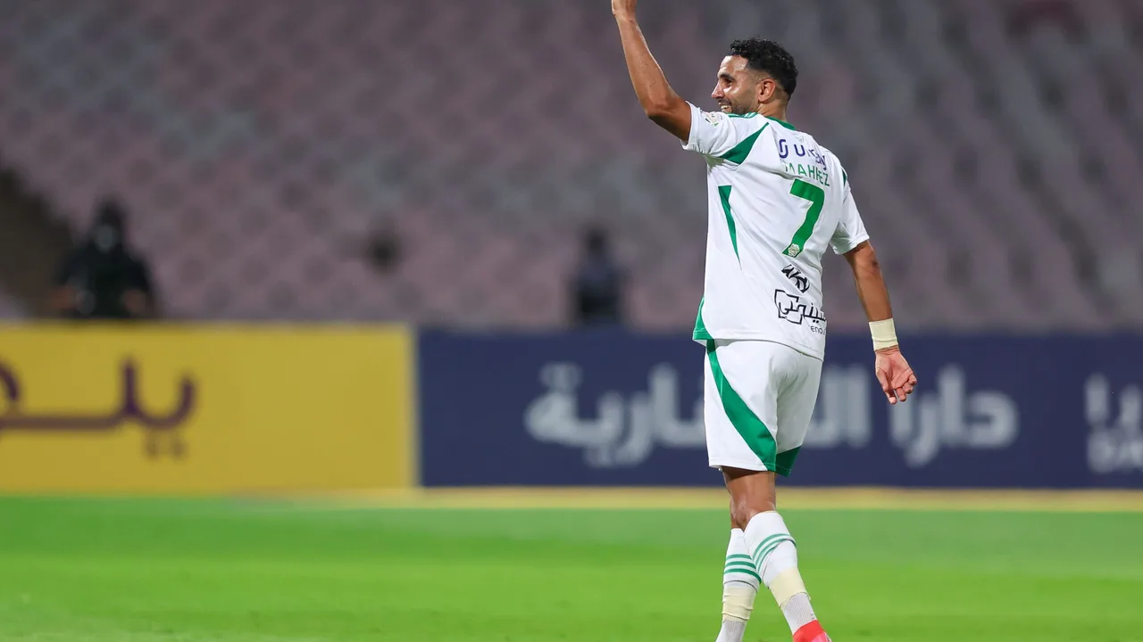 موعد مباراة الأهلي والفيحاء في دوري روشن والقنوات الناقلة للمواجهة المرتقبة